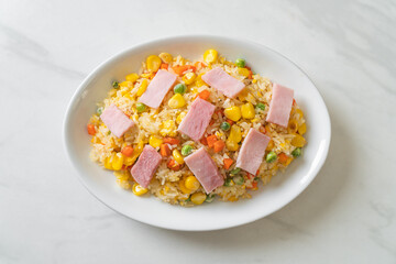 fried rice with ham and mixed vegetable (carrot, green bean peas, carrot)