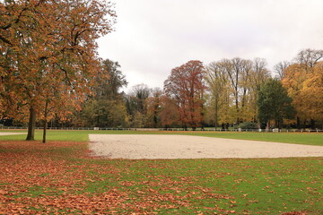 Kleiner Park im Zentrum von Rastede in Niedersachsen