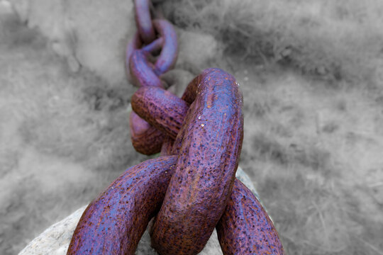 close-up of a rusty and tired chain