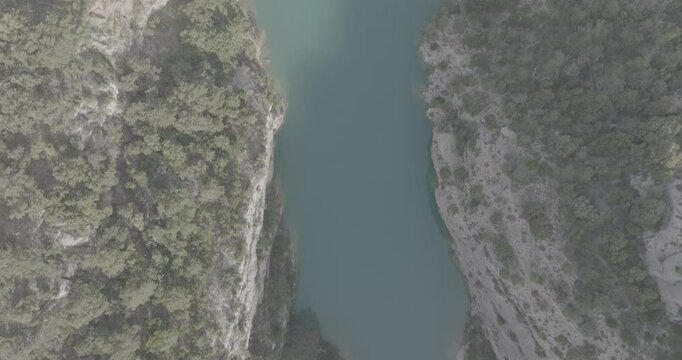 Beautiful Drone Videos of Verdon Gorge: A Paradise of Rivers, Lakes, Mountains, and Nature in the South of France , &eacute;t&eacute; , summer , 