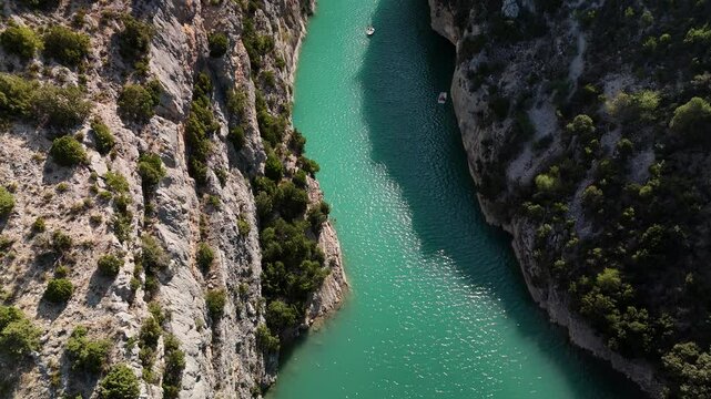 Beautiful Drone Videos of Verdon Gorge: A Paradise of Rivers, Lakes, Mountains, and Nature in the South of France , &eacute;t&eacute; , summer , 