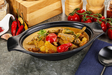 Yellow THai curry with beef