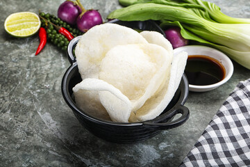 Vietnamese starter appetizer Crab chips