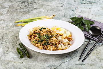 Rice with minced meat and basil