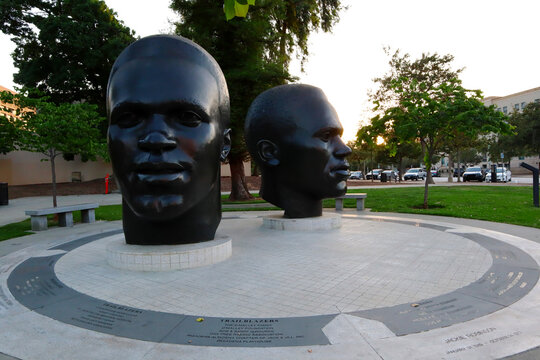 Pasadena (Los Angeles County), California &ndash; June 10, 2024: Pasadena Robinson Memorial, Jackie and Mack Robinson bronze sculpture sited across from City Hall in Pasadena