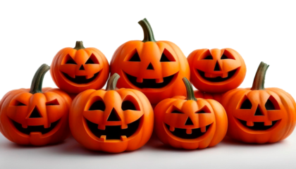 ハロウィンのカボチャが山積みになっている