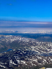 Norwegen, Norway, Gaustatoppen, Gaustabanen,  Berg, Mountain, Landschaften, Landscapes, Schnee, Snow, Drohnen, Droneshots, Himmel, Sky, Blue, Winter, Herbst, Kalt, Düster, Wolken, Bäume, Trees,  