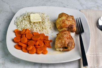 chicken thighs   with carrots and rice