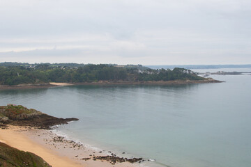 Joli paysage de mer le matin en Bretagne