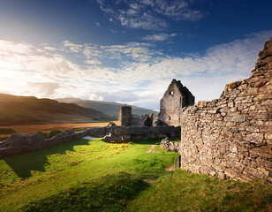 Obraz premium ancient castle ruins surrounded beautiful landscape stone walls