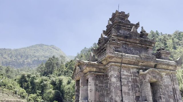 Temple video using the tilt-up method.