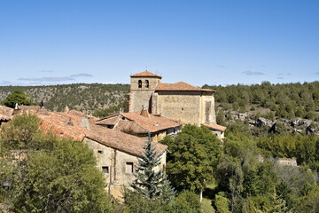 Obraz premium view of the municipality of catalañazador in the Spanish province of soria