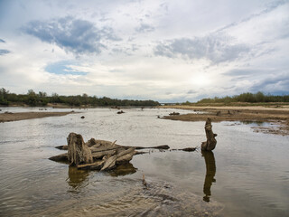 15 September 2024, the Vistula River in Warsaw, Poland.  Before the flood in 2024, low water level...