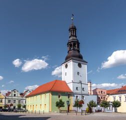 Summer cityscape of Nowe Miasteczko, Nowa Sól County, Lubusz (lubuskie): Market square (Rynek) © uslatar