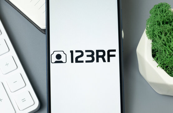 New York, USA - 30 August 2024: 123rf Logo on Phone Screen, Company Icon on Display
