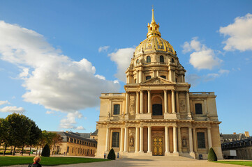 Obraz premium Paris, Ille de France, France. September 16, 2024: Front view of Les Invalides in Paris on a sunny day