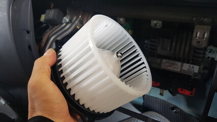 Automobile blower motor