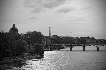 Image of the Seine River, Paris