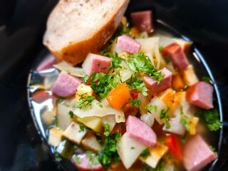 Der Herbst ist die richtige Zeit für eine schöne heiße Suppe mit viel Gemüse