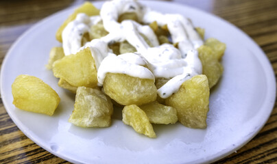Potatoes with aioli