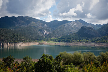 Naklejka premium beautiful landscape in Galicia Spain on the river with mountains