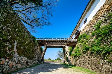 彦根市、国宝彦根城の天秤櫓と廊下橋