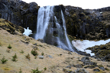 Landschaftsbild auf Island, B&auml;jarfoss Wasserfall bei Olafsvik