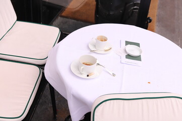 table setting in restaurant