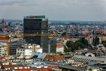 Obraz premium Vienna Austria capital in Europe EU crossed by the Danube river. The monuments and places that have been able to unite the history of ancient and medieval architecture to the contemporary. 