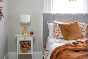 Cozy fall bedroom decor