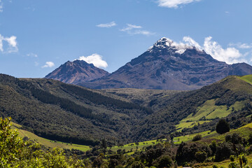 Ilinizas Volcano, Andean landscape
