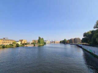 ein wunderschöner Blick auf die Spree (Fluss) in Berlin Oberschöneweide (Treptow/Köpenick)