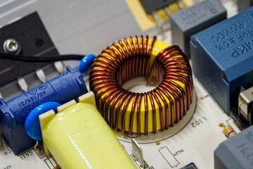 Electric coil on plate with circular coil.
