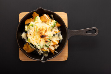 アボカドとカボチャのチーズ焼き