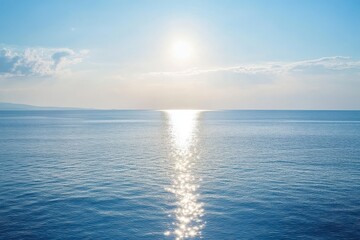 Obraz premium The sun s reflection on water often called