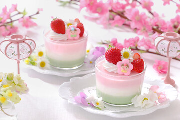 おひな祭り　かわいい3色プリン　3色ゼリー