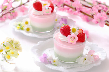 おひな祭り　かわいい3色プリン　3色ゼリー