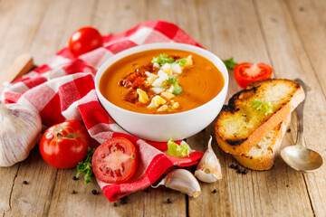 Salmorejo Bowl with Egg, Ham, and Bread – Classic Spanish Cuisine