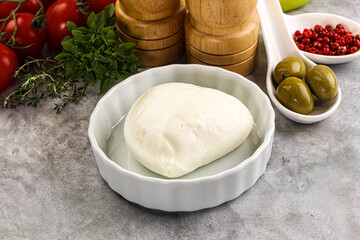 Gurmet organic mozzatla dairy cheese