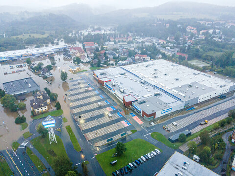 Jelenia G&oacute;ra, Poland (15.09.2024) &ndash; Central Europe flooding captured by drone, flooded areas in Jelenia G&oacute;ra.