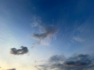 beautiful photo blurry cloudy afternoon