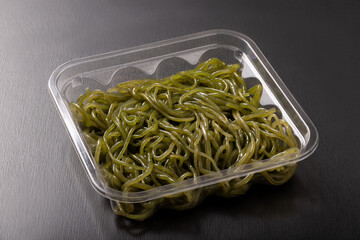 ［北海道厚岸産　昆布］　昆布めん