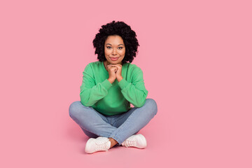 Full length photo of shiny attractive lady dressed green pullover arms chin empty space isolated pink color background