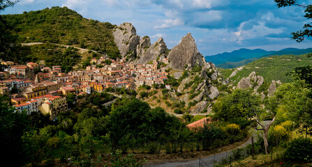 Naklejka premium Castelmezzano, il borgo antico immersi nei tipici panorami delle Dolomiti Lucane,Potenza,Basilicata,Italy-37