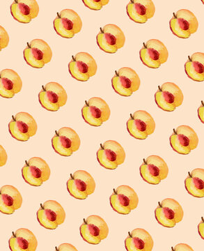 Seamless pattern of watercolor peaches on a pale background.