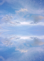 Obraz premium Dramatic blue and white cloud sky