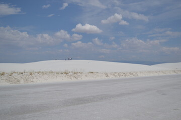 A road through the white dunes in White Sands, New Mexico
