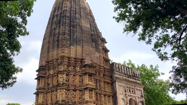 Bhagawan parshwanath digambar jain mandir in khajuraho the group of monuments of hindu and jain temples in chhatarpur district, madhya pradesh, India.Unesco world heritage site.