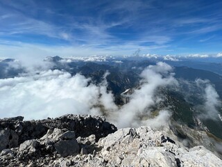 Picturesque and beautiful clouds over the Julian Alps, Strmec na Predelu (Triglav National Park, Slovenia) - Malerische und schöne Wolken über den Julischen Alpen (Triglav-Nationalpark, Slowenien)