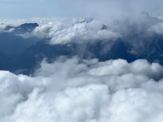 Picturesque and beautiful clouds over the Julian Alps, Strmec na Predelu (Triglav National Park, Slovenia) - Malerische und schöne Wolken über den Julischen Alpen (Triglav-Nationalpark, Slowenien)